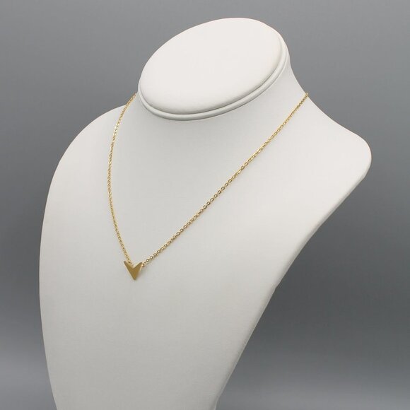 Jewelry necklace yellow gold tone contemporary minimalist dainty v shaped - Picture 8 of 8